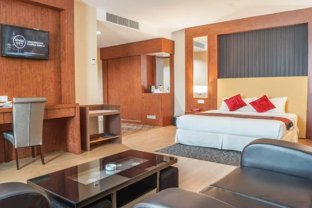 Hotel Pen Mutiara Bayan Lepas 3*,
